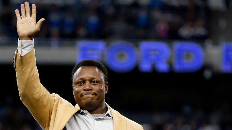 Barry Sanders Net Worth (2024) – Career Earnings, Endorsements & Legacy